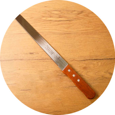 Нож для бисквита 25см (лезвие) с узкими зубчиками, дерев. ручка 203380